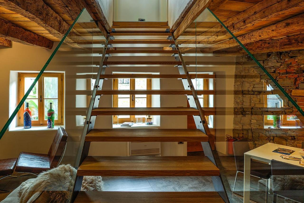 Aldila Art Rooms, Apartment And Vacation House Smartno Kültér fotó